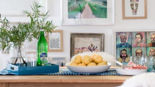 Look vintage et coloré dans la maison de cette décoratrice