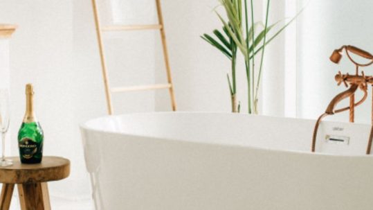 21 idées pour renouveler la décoration de votre salle de bains